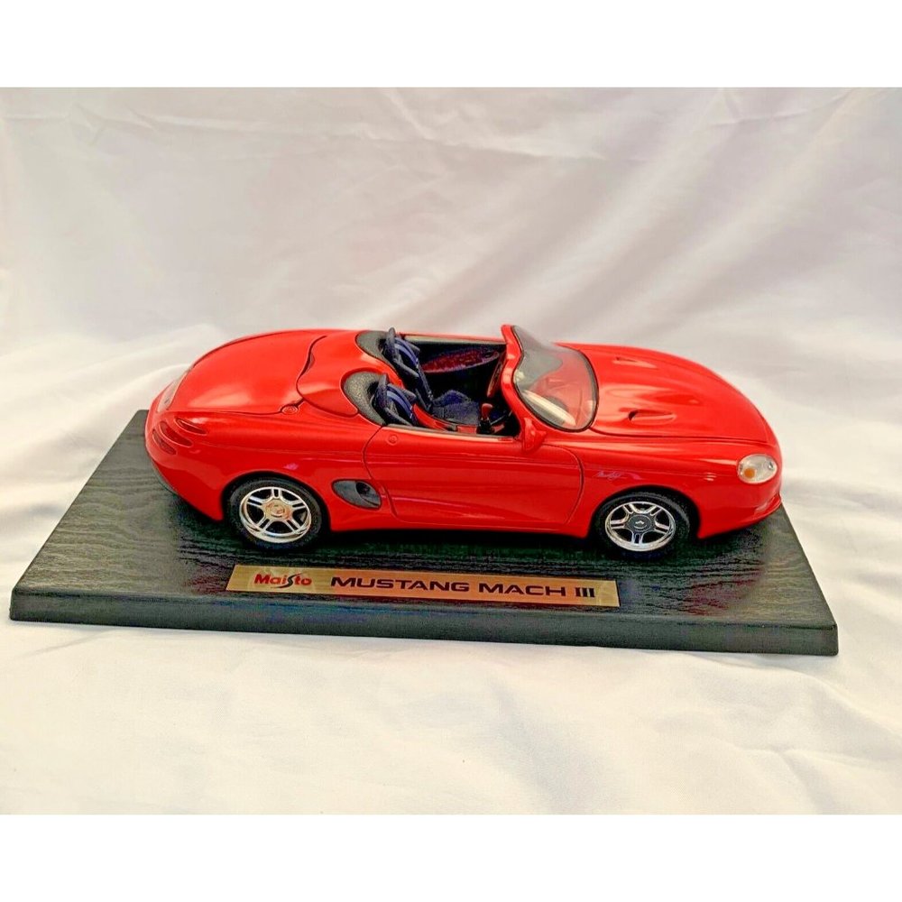 Special Edition Maisto Ford Mustang Mach III Red 1:18 Diecast Model Car (NO BOX)